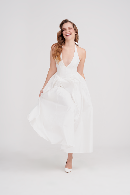 Load image 1 in gallery view. AURELIA